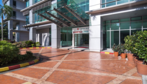 Regus – Serviced Offices & Coworking at Brunsfield Oasis Tower gallery image 1