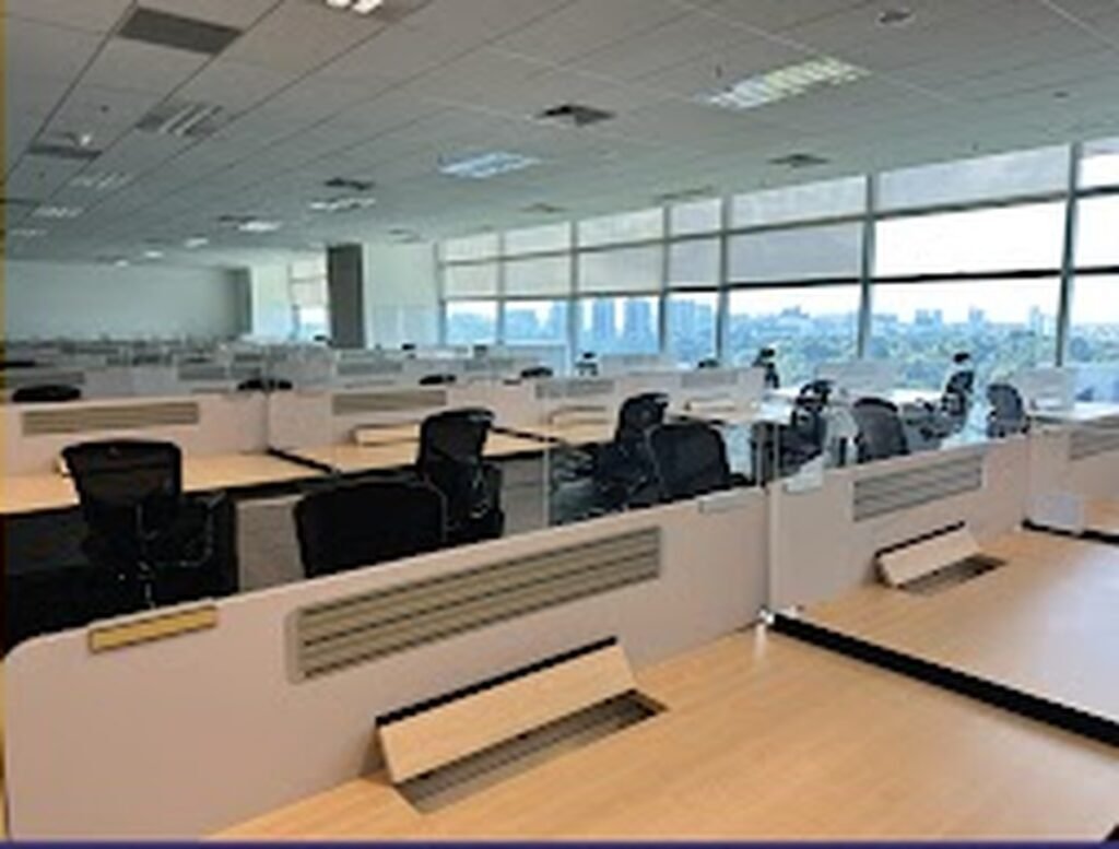 Mapletree Business City – mapletree-business-city-fitted-office-workstations