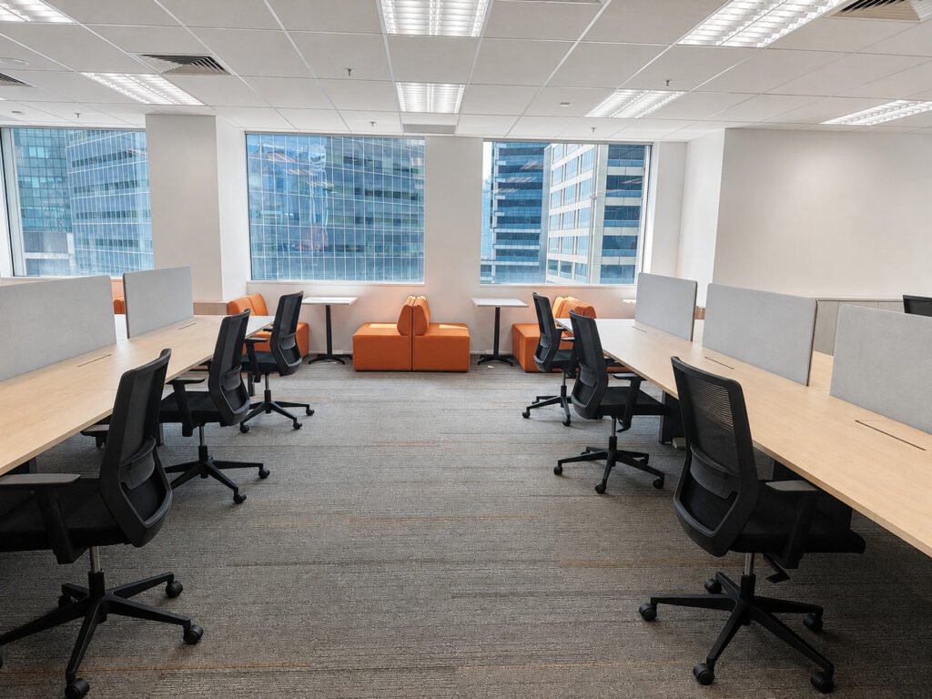 One Raffles Place Tower 1 Office for Rent | Grade A Singapore – one-raffles-place-tower-1-workstations-with-window-seating