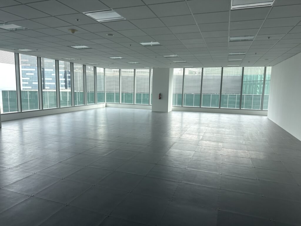 One Raffles Quay North Tower Office for Rent | Grade A Singapore – one-raffles-quay-north-tower-bare-office-city-view-1