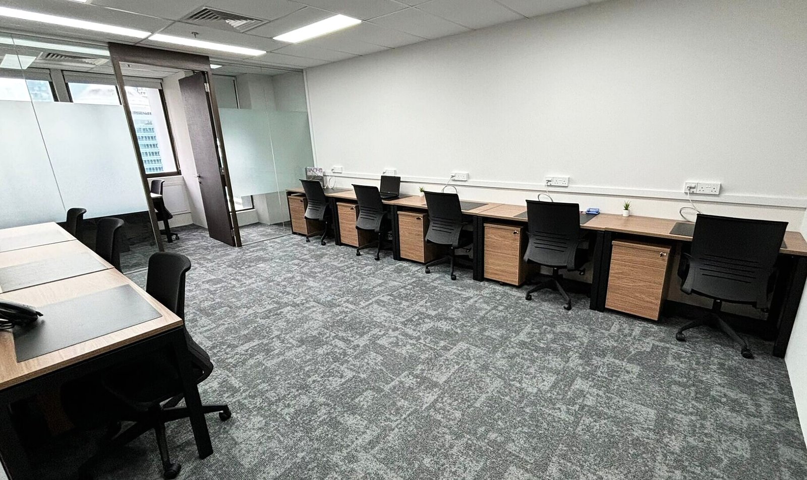 Corporate Serviced Offices – Serviced Offices at Shaw Centre, Orchard, Singapore