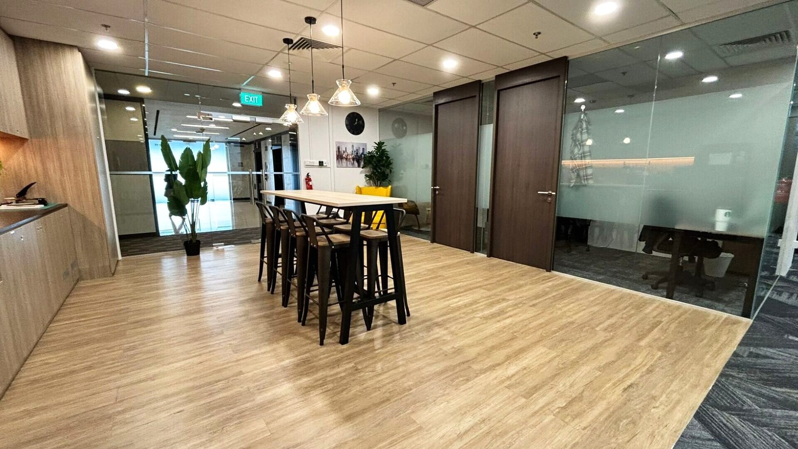 Corporate Serviced Offices – Serviced Offices at Shaw Centre, Orchard, Singapore