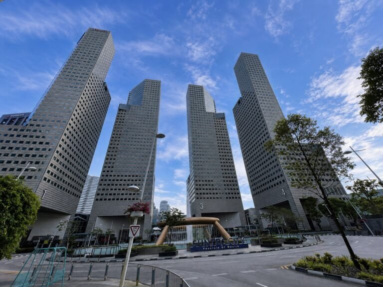 Suntec Tower 4 Office for Rent | Grade A Singapore