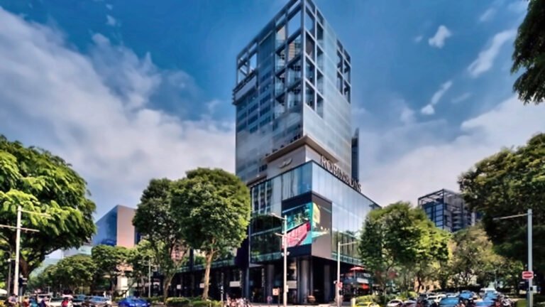 The Heeren Office for Rent | Singapore