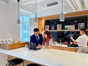 Spaces – Coworking & Serviced Offices at LKF Tower, Central gallery image 2